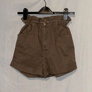 olive green Billabong paper bag shorts size 1